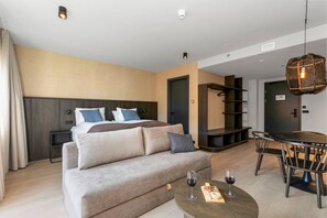 Family Studio | Free WiFi