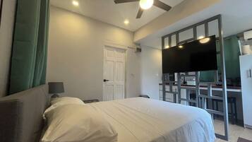 1 bedroom, iron/ironing board, WiFi, bed sheets