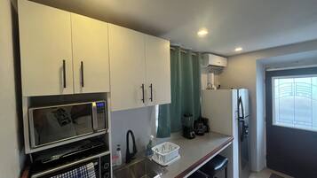 Microwave, oven, stovetop