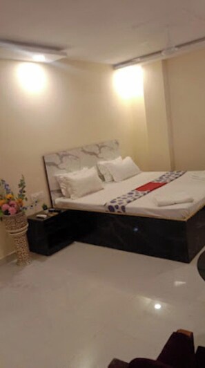 Classic Single Room, City View | Free WiFi