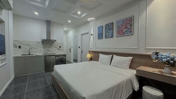 Caja de seguridad en la habitación y escritorio