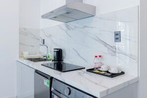 Private kitchen - Amaris Sunset Hotel (Phu Quoc)