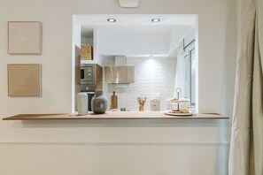 Interior - NEW: Refurbished Modern Apartment (Barcelona)