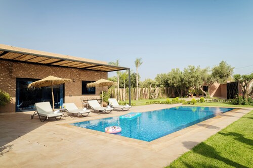 Modern Villa Marrakech - Private Pool, Chef & Atlas Views