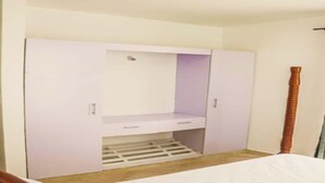 Apartment, 2 Bedrooms, Balcony, Pool View | Wardrobe