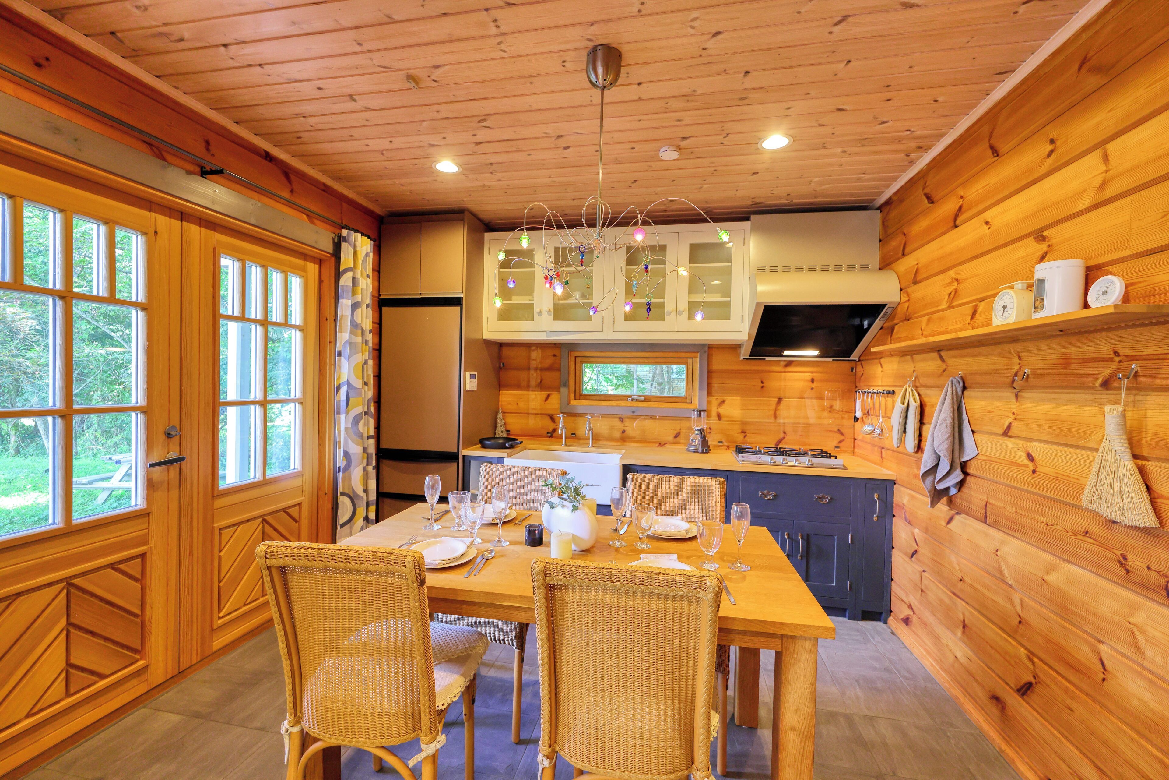 Villa, Balcony, Garden View | Private kitchen