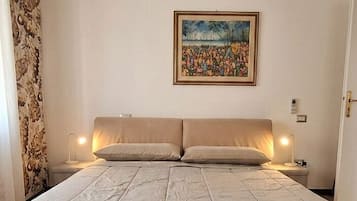 1 camera, ferro/asse da stiro, Wi-Fi, lenzuola