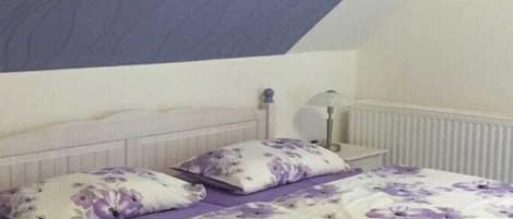 2 bedrooms, Internet, bed sheets