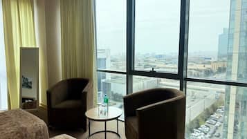 Standard Twin Room, Non Smoking, City View