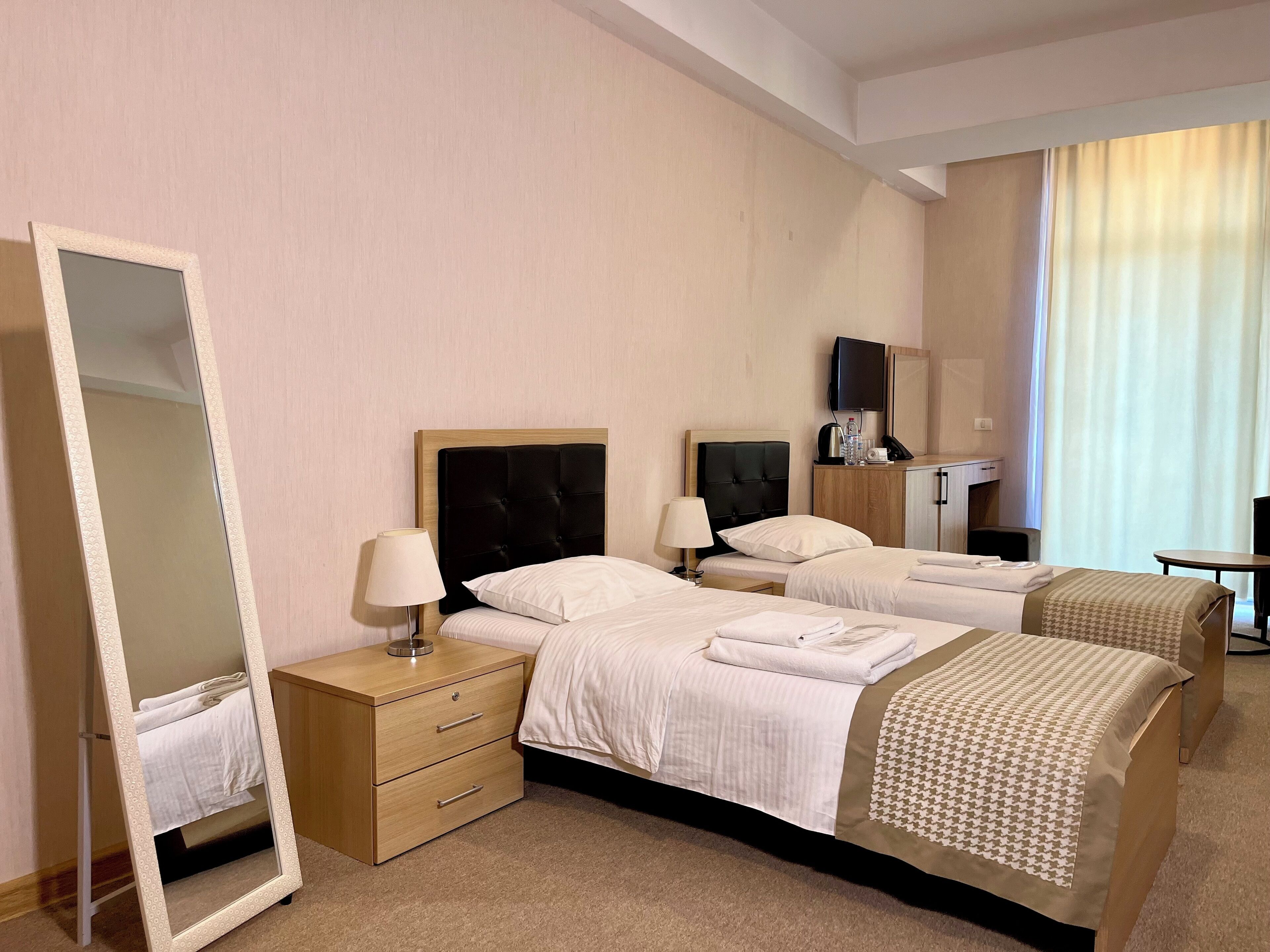 Desk, soundproofing, iron/ironing board, free WiFi