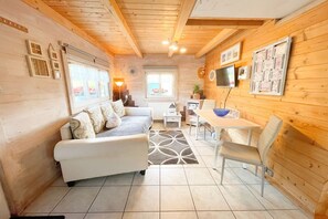 Télévision, table de tennis de table