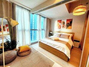 1 bedroom, iron/ironing board, internet, bed sheets