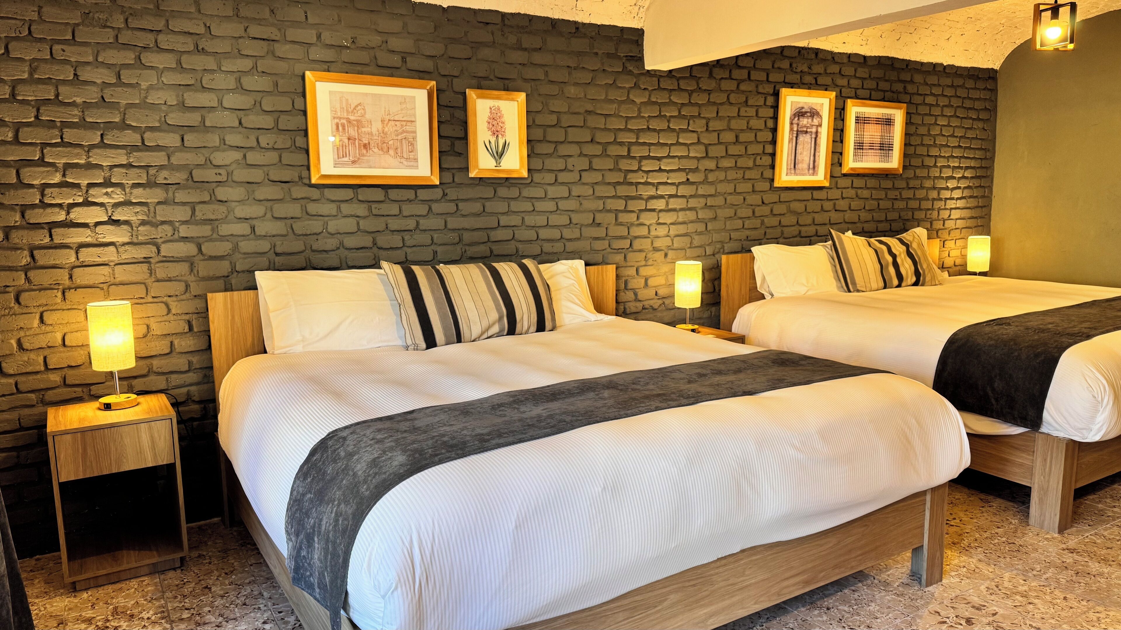 Coffres-forts dans les chambres, rideaux occultants