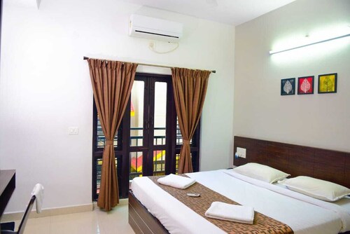 VARSHA ENCLAVE TRINITY HOUSE