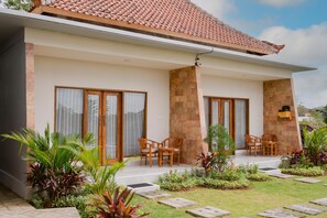 Habitación doble, vistas a la piscina | Wifi gratis