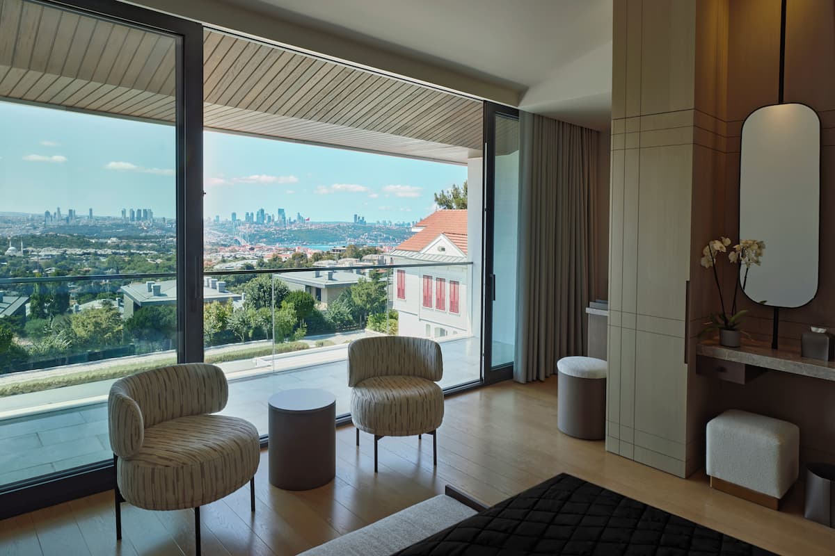 Panoramic Room, Sea View | In-room safe, laptop workspace, blackout drapes, soundproofing