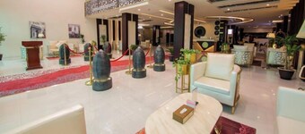 Golden Night Hotel