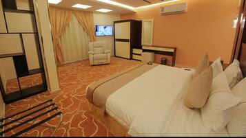 In-room safe, blackout drapes, soundproofing, iron/ironing board
