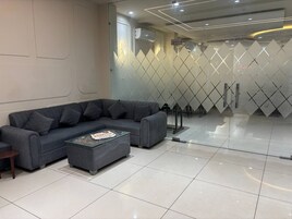 Sala de estar en el lobby