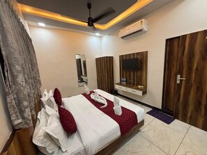 Kahden hengen deluxe-huone | Kannettavalle tietokoneelle sopiva työtila, ilmainen Wi-Fi