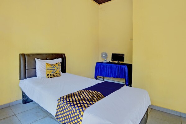 Basic Single Room | Bed sheets