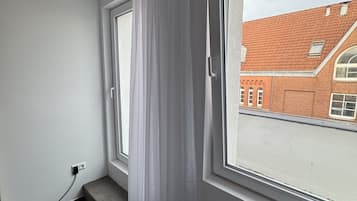 Habitación Deluxe doble, balcón | Terraza o patio