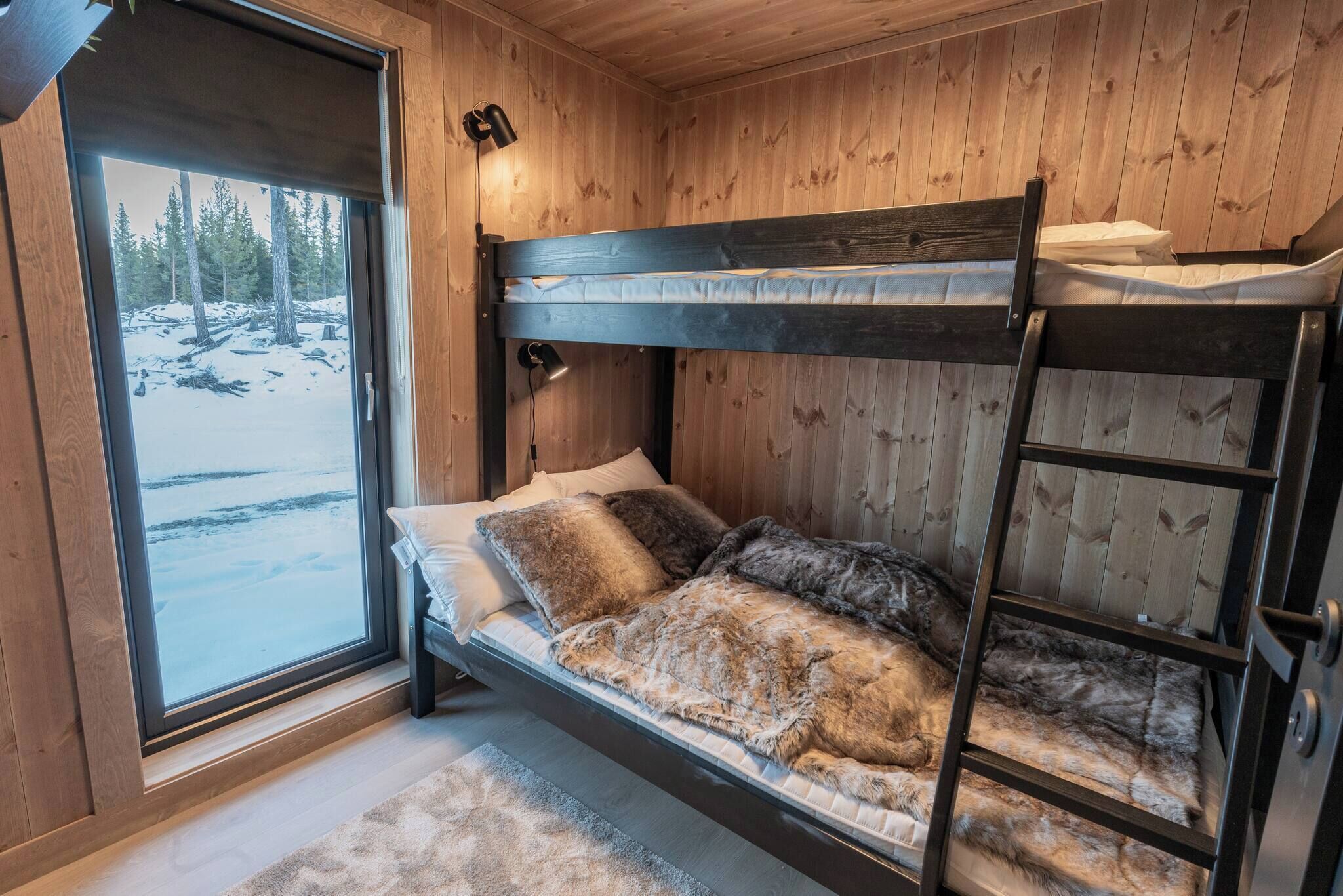 Cabin, 3 Bedrooms, Balcony, Mountain View | 4 bedrooms