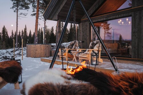 Cabin at ski Resort, Cross Country, hot tub
