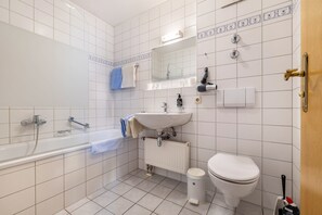 Dutxa, assecador de cabells i tovalloles 