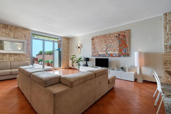 تلفزيون ذكي