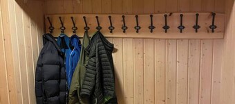 Mountain Lodge With Sauna, by Damtjernet