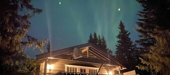 Mountain Lodge With Sauna, by Damtjernet