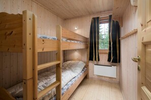 Cabin, 4 Bedrooms, Patio, Mountain View | 4 bedrooms