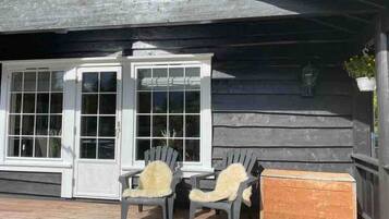 Cabin, 4 Bedrooms, Patio, Mountain View | Exterior detail