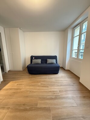 Tabla de planchar con plancha y wifi gratis