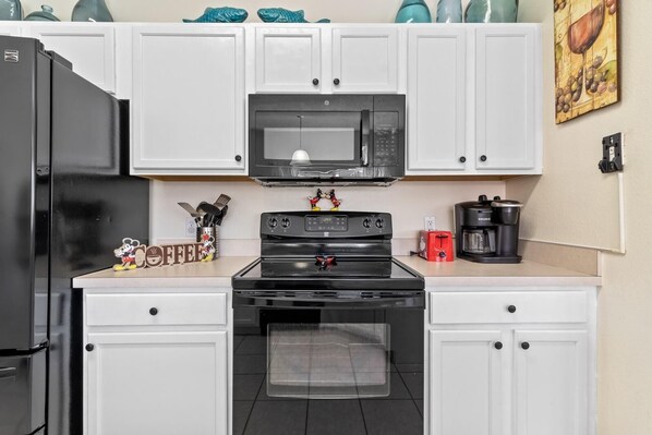 Microwave, oven, stovetop, dishwasher