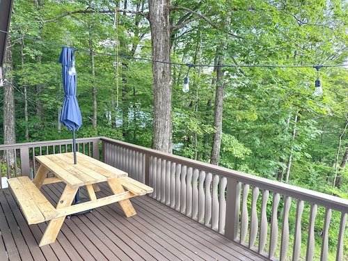 Chalet Valhalla with Hot Tub right next to Sugarbush Resort