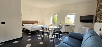 奢华顶层房, 海景 | 起居区 | 平板电视