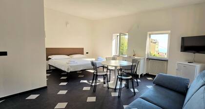 The Pirate's Penthouse- Bluchalet