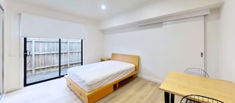 Brand new studio with private ensuite and kitchenette