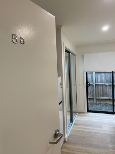 Brand new studio with private ensuite and kitchenette