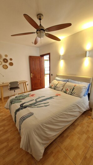 1 Schlafzimmer, Schreibtisch, Bügeleisen/Bügelbrett, kostenloses WLAN