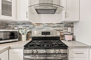 Microwave, oven, stovetop, dishwasher