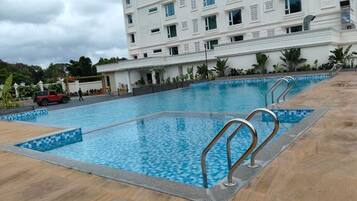 Seasonal outdoor pool