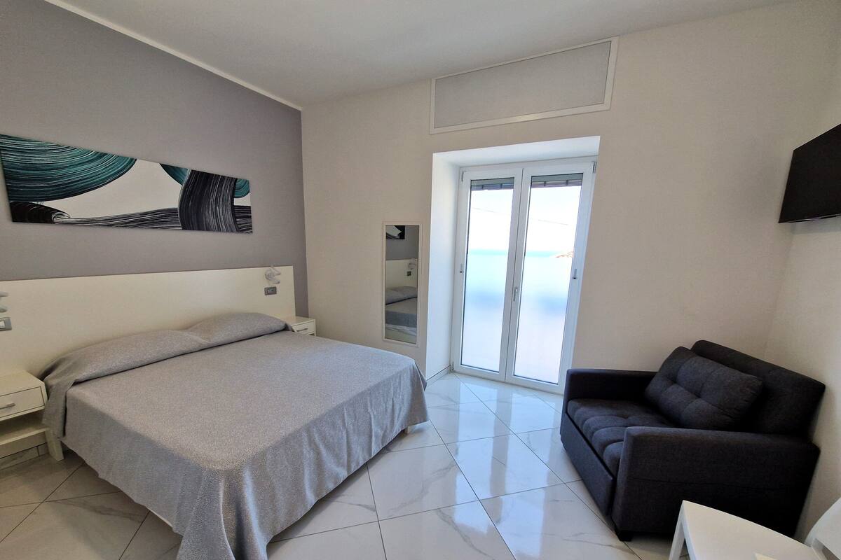 Comfort Double Room, Balcony, City View | Minibar, in-room safe, soundproofing, free WiFi