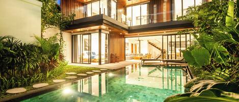 Villa (4 Bedrooms) | Exterior