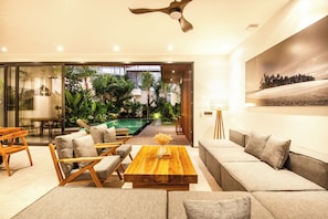 Villa (4 Bedrooms) | Exterior