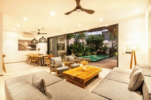 Villa (4 Bedrooms) | Extérieur