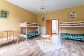 4 chambres, draps fournis