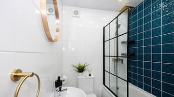 Towels, soap, toilet paper